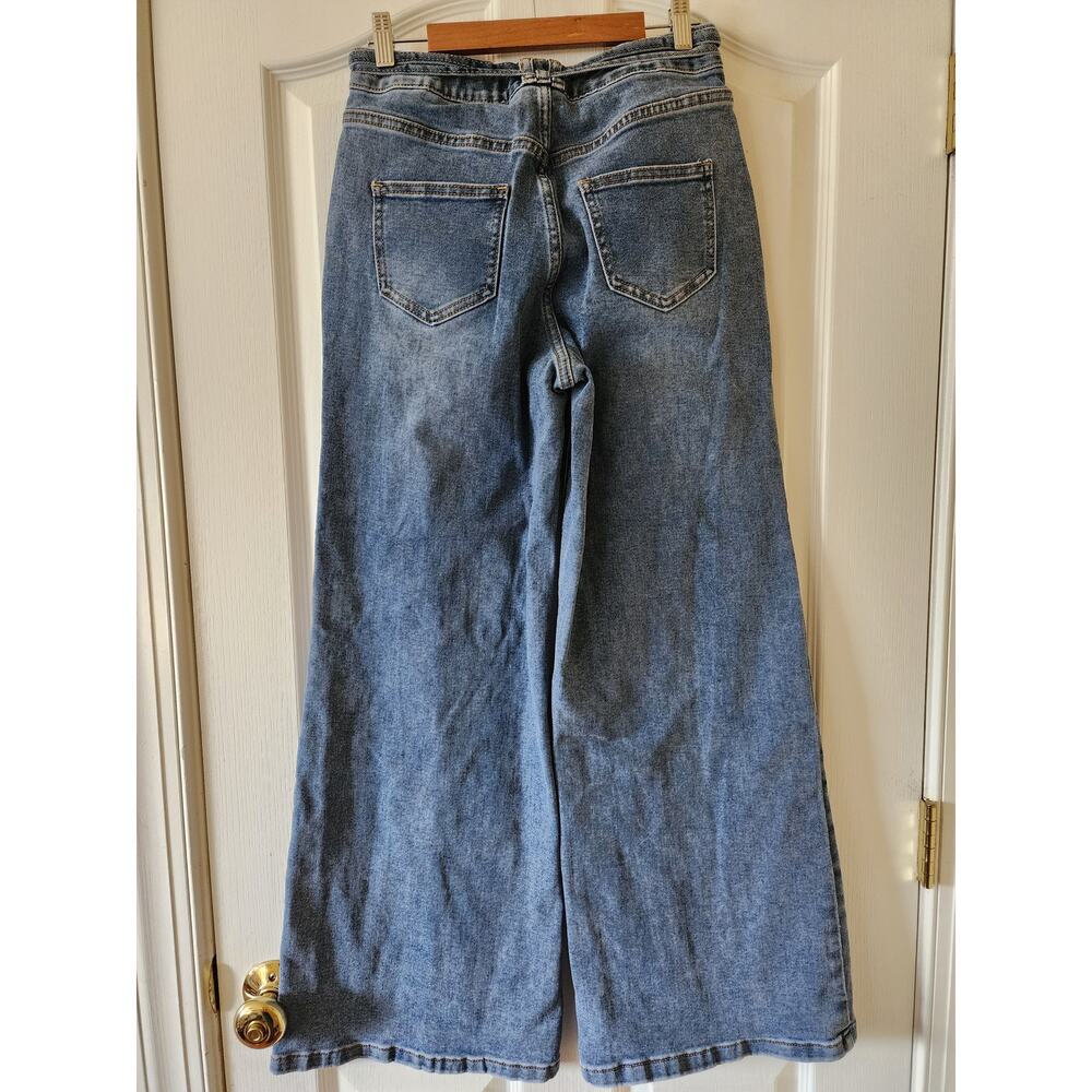 Cache Wide Leg Flare Jeans Size 26 Gold Horse Bit Hardware Patch Pockets Retro - Picture 2 of 7